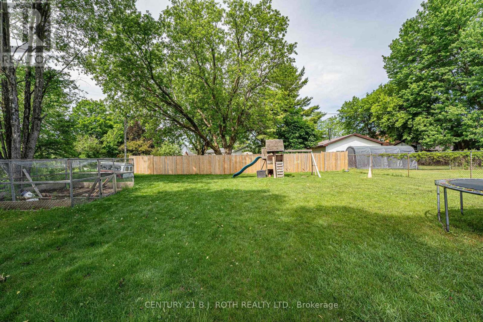 26 COULSON AVENUE - Image 31
