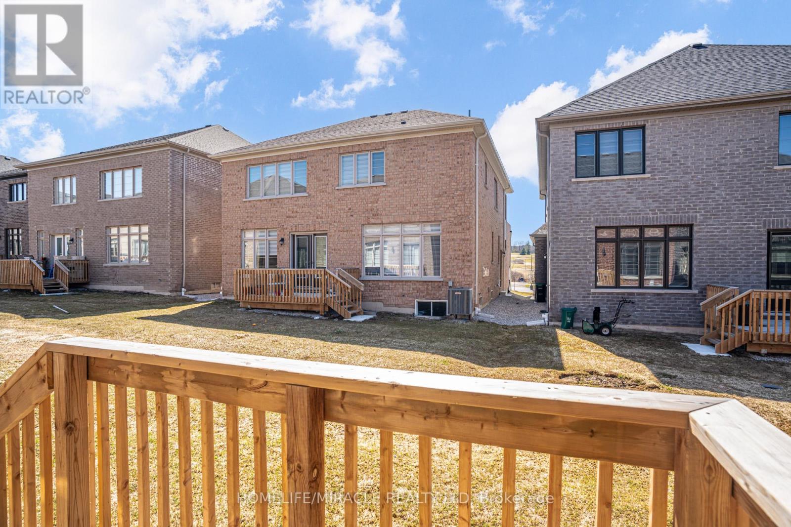 14 SASSAFRAS ROAD - 33