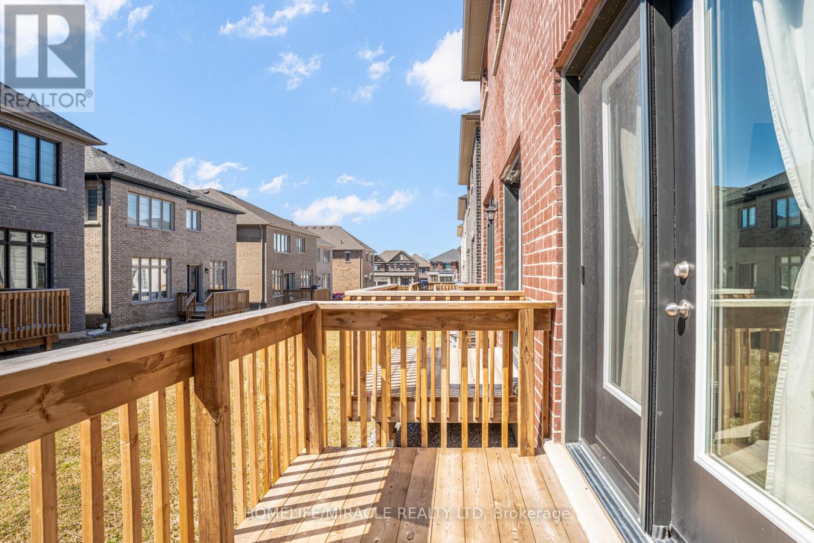 14 SASSAFRAS ROAD - 34