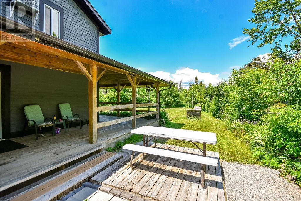 12 PATRICIA DRIVE - 15