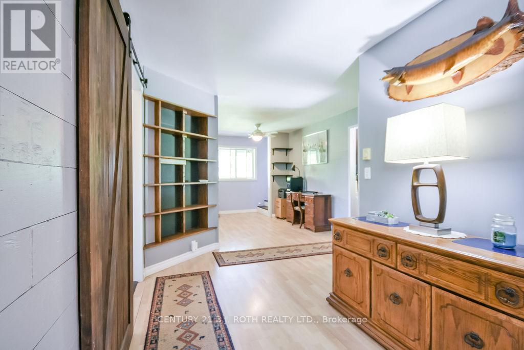12 PATRICIA DRIVE - 28