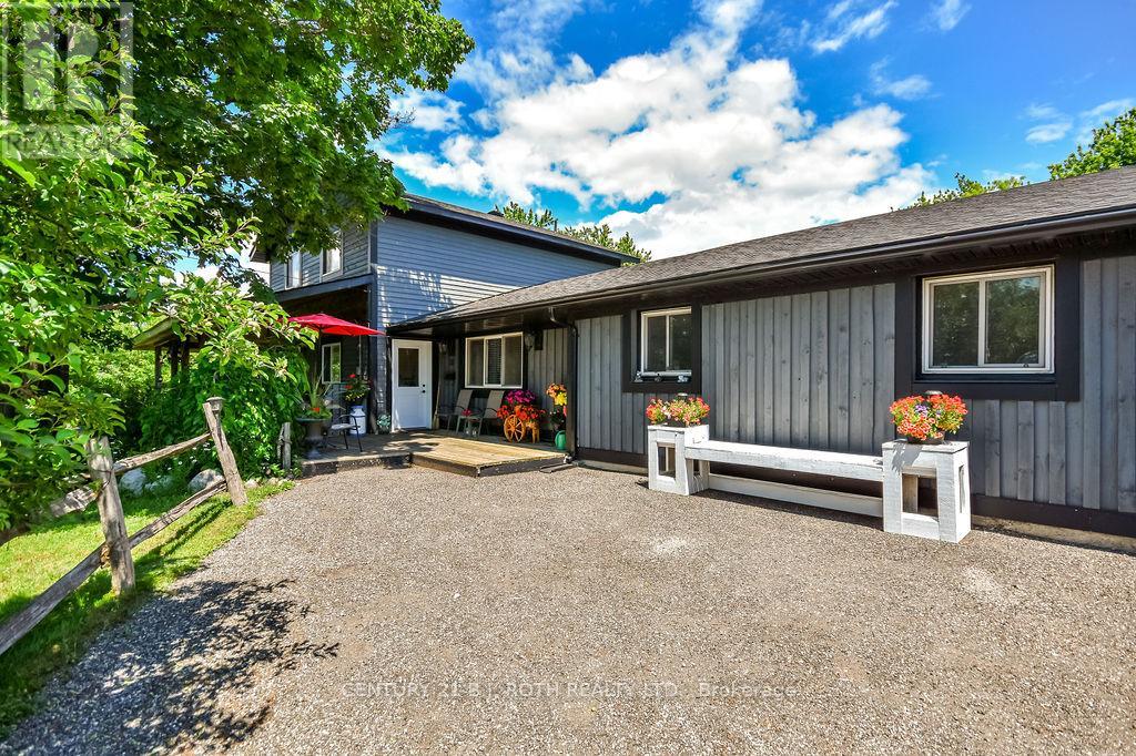 12 PATRICIA DRIVE - 7