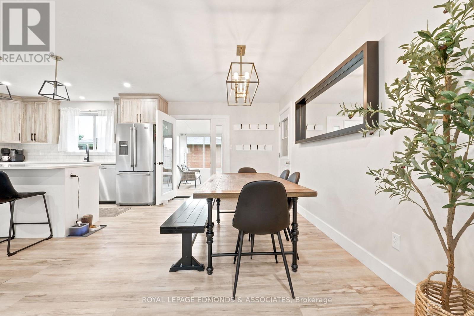 2 HERMAN STREET - 12