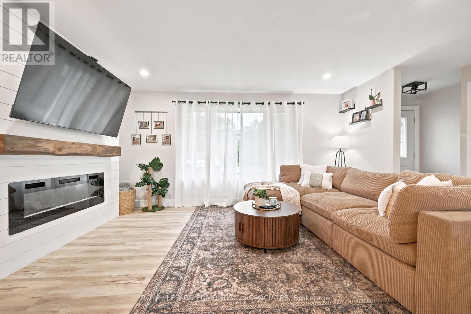 2 HERMAN STREET - 8