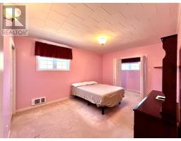 8 Evergreen Avenue thumbnail 14