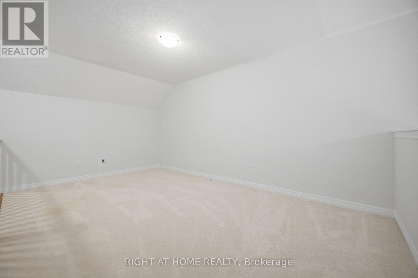 41 OVERLEA DRIVE - 30