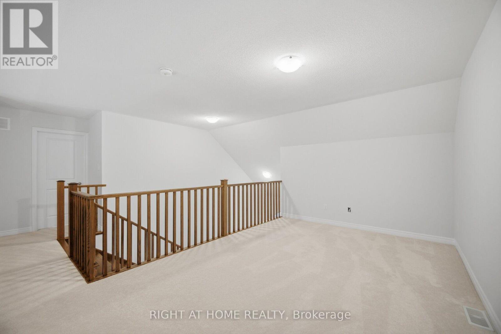 41 OVERLEA DRIVE - 32