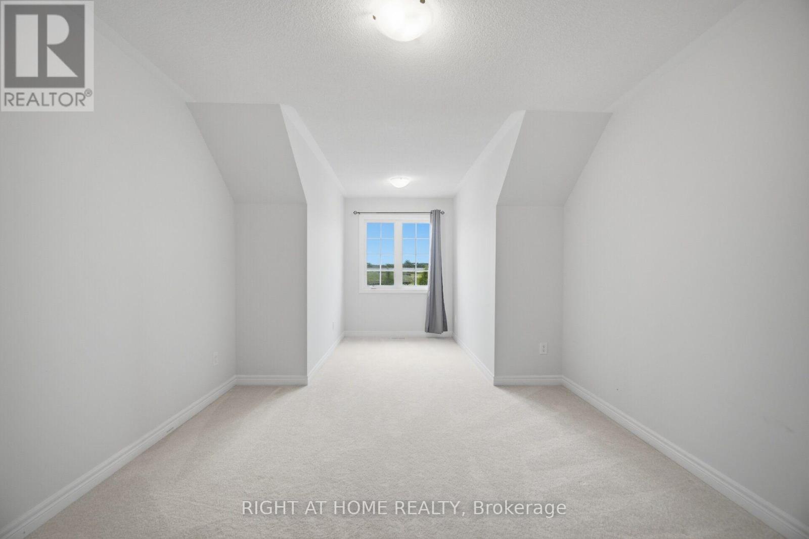 41 OVERLEA DRIVE - 34