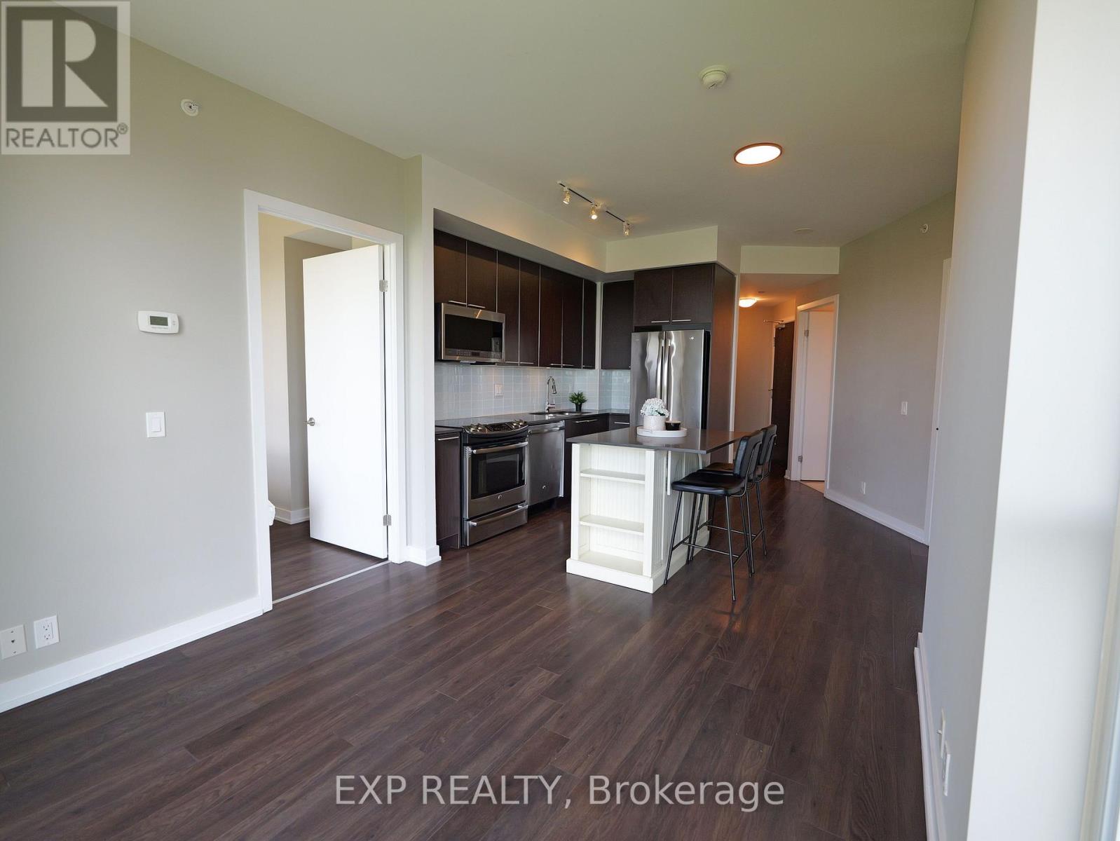 #2204 10 PARK LAWN ROAD - Image 10