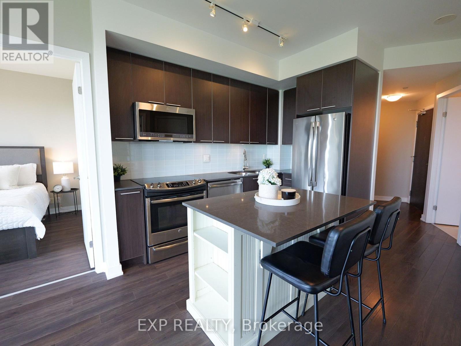 #2204 10 PARK LAWN ROAD - Image 5