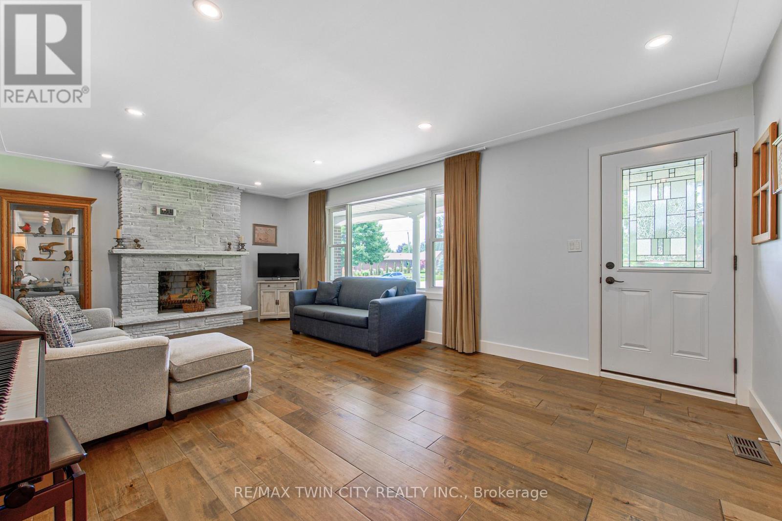 11 BEECHIM DRIVE - Image 14