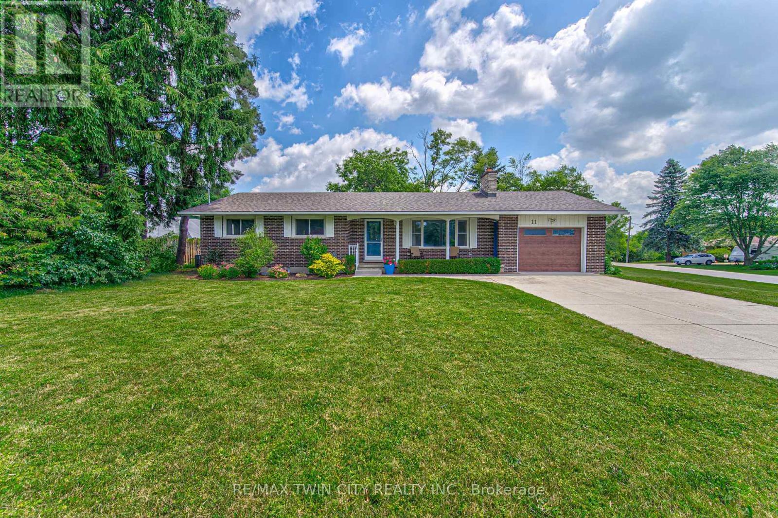 11 BEECHIM DRIVE - Image 8