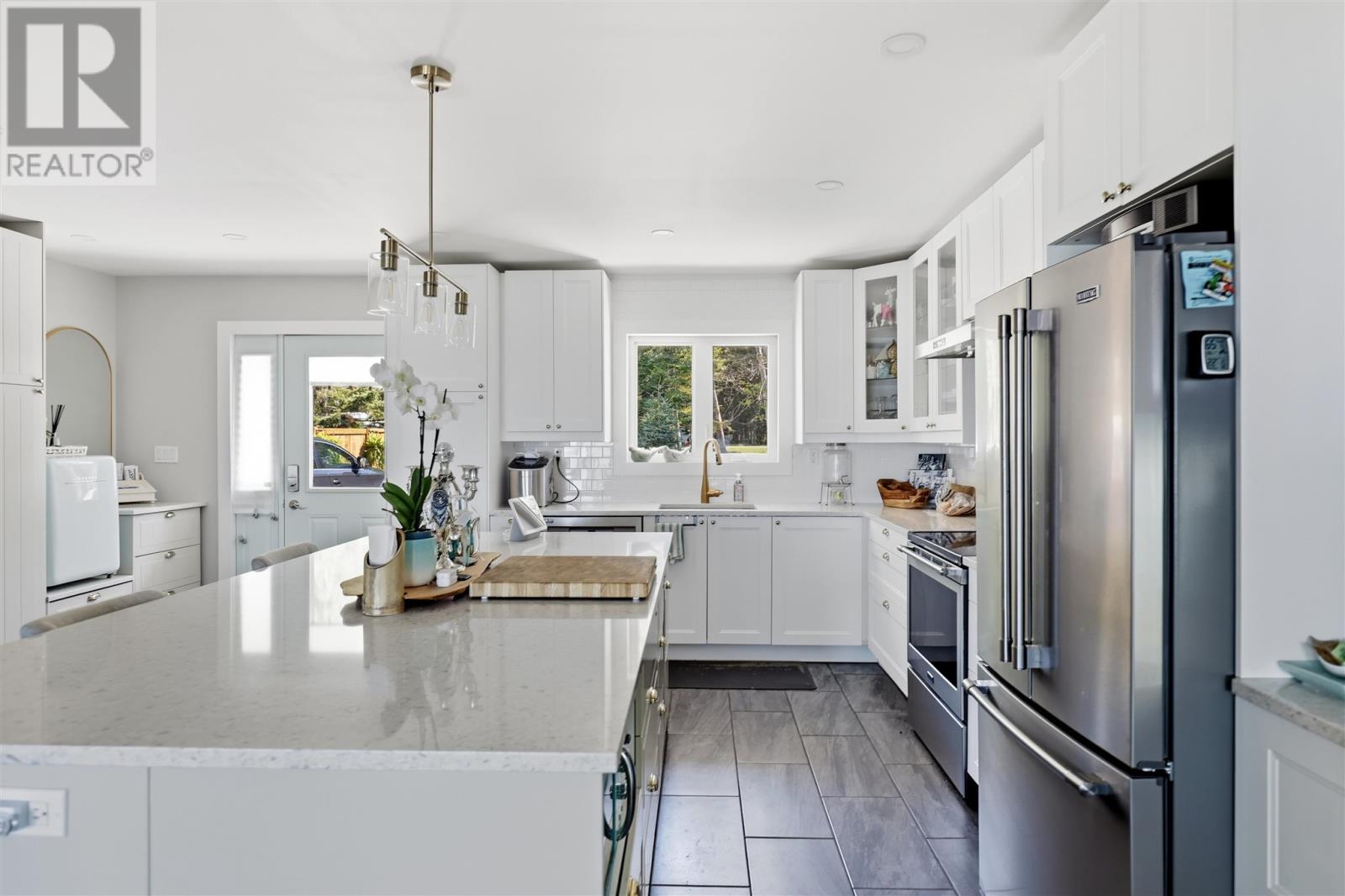 2875 Green ST - 14