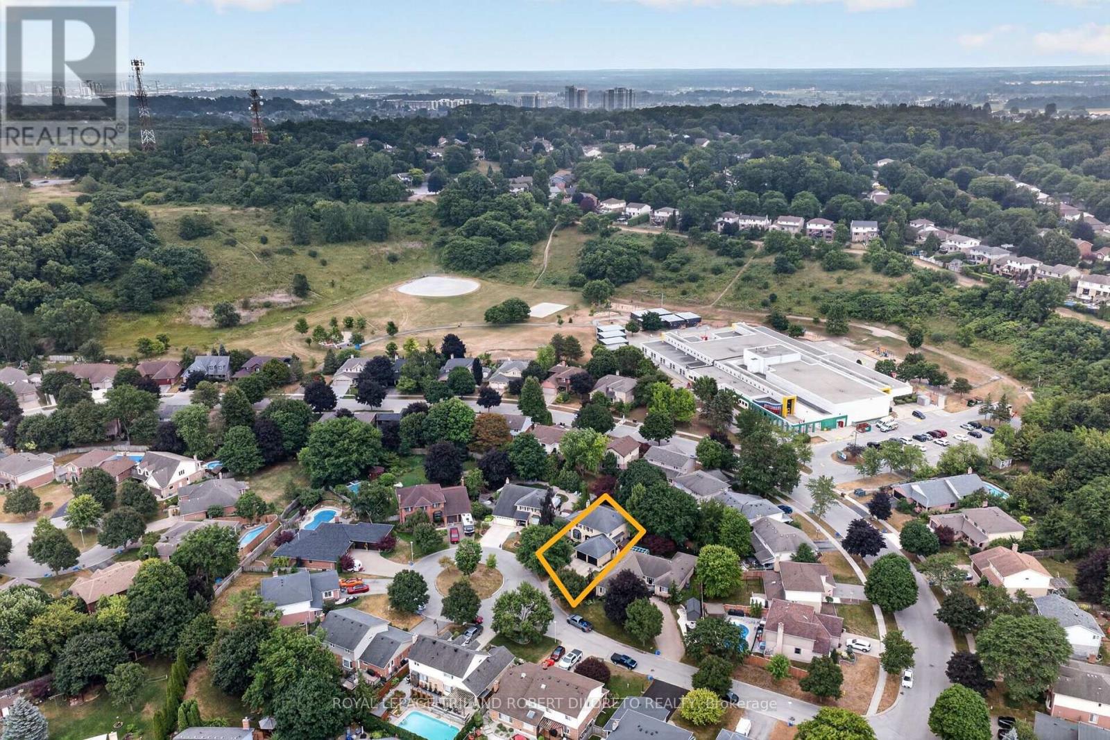 110 SUMMERDALE PLACE - 3