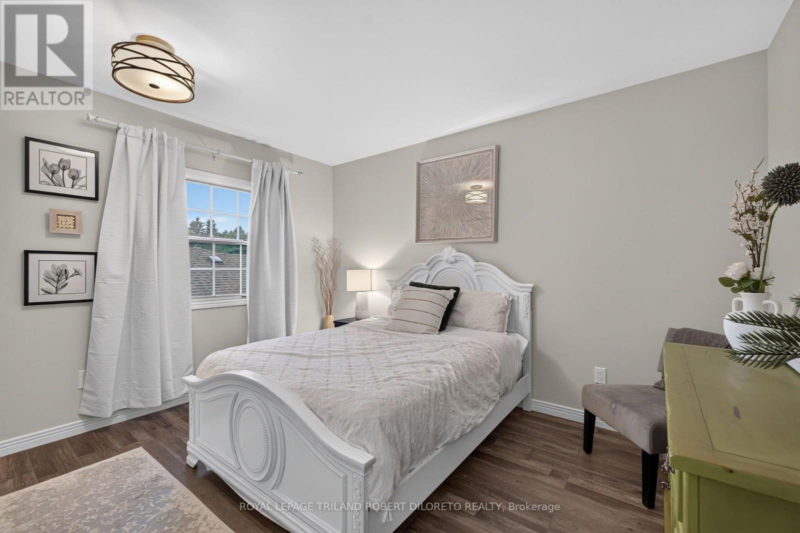 110 SUMMERDALE PLACE - 37