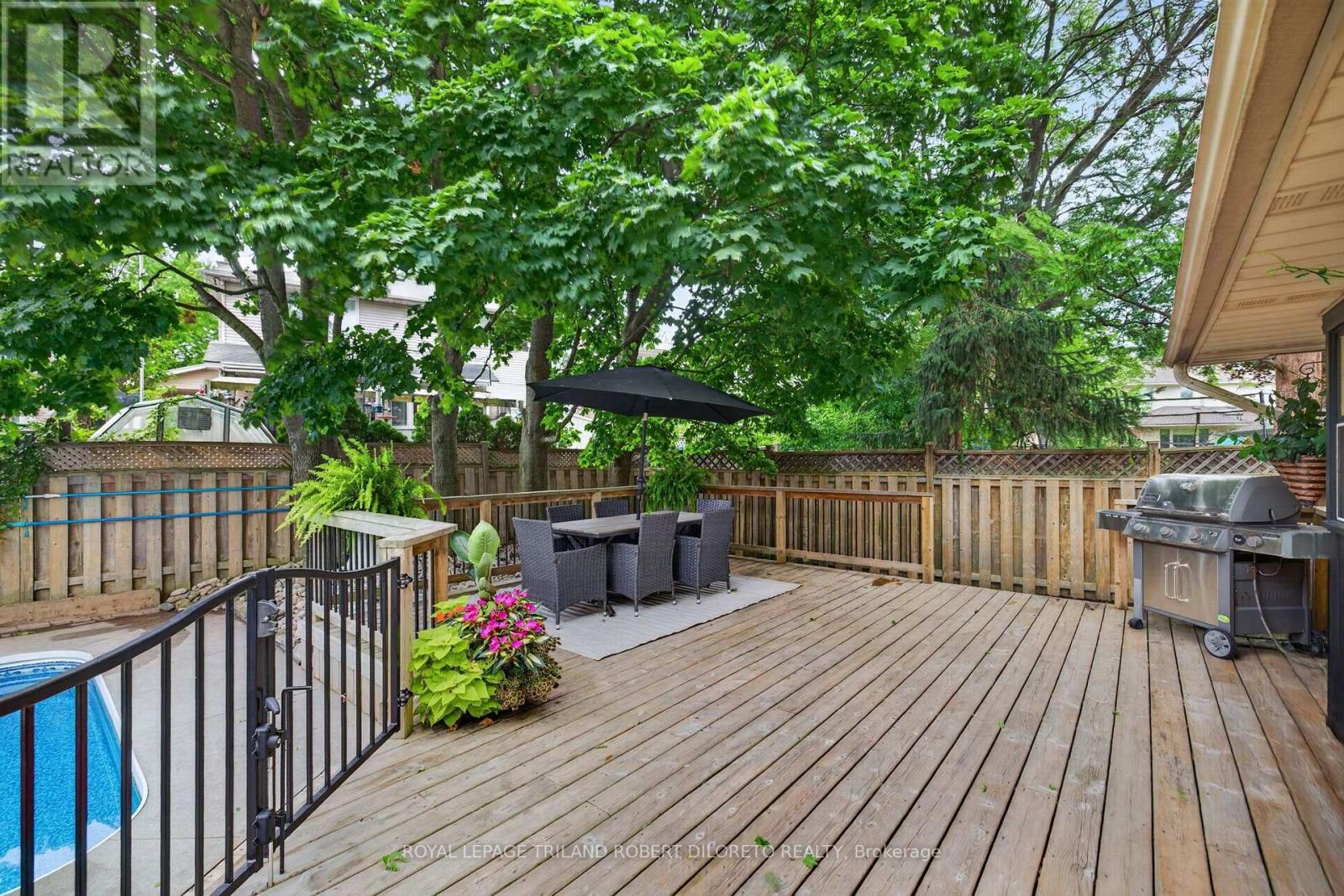 110 SUMMERDALE PLACE - 8