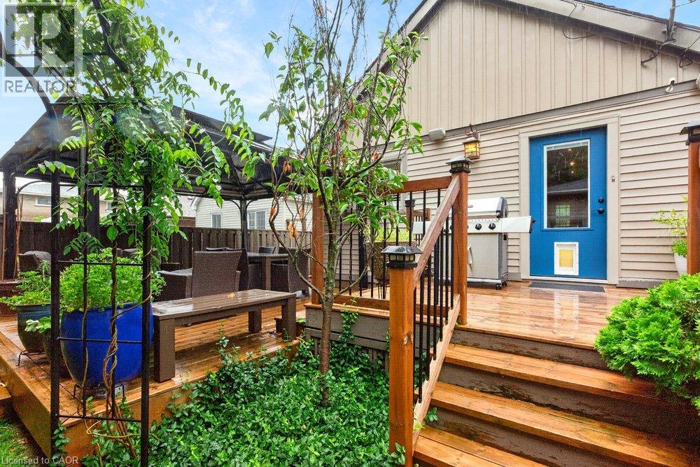 73 MARGERY Avenue - 39