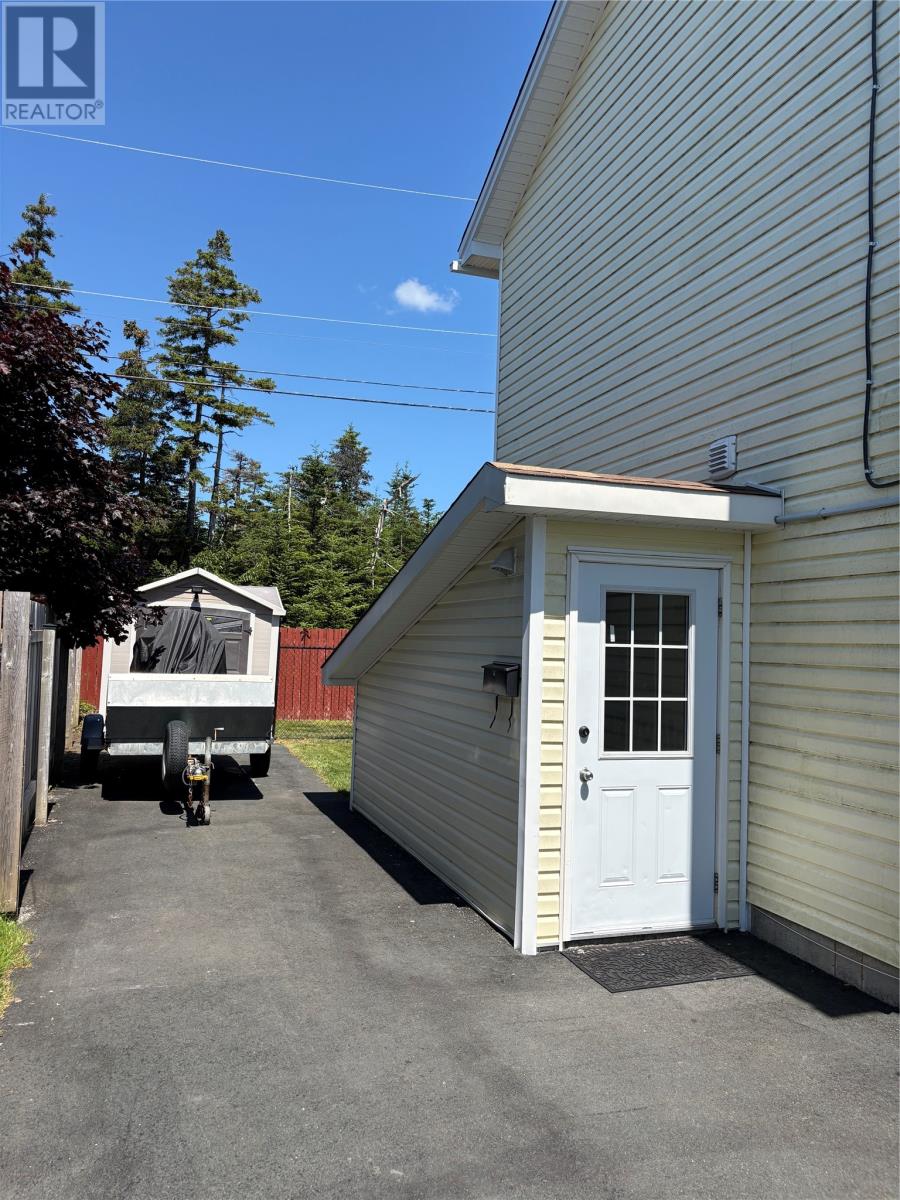 38 Navajo Place, St. John's — photo 2