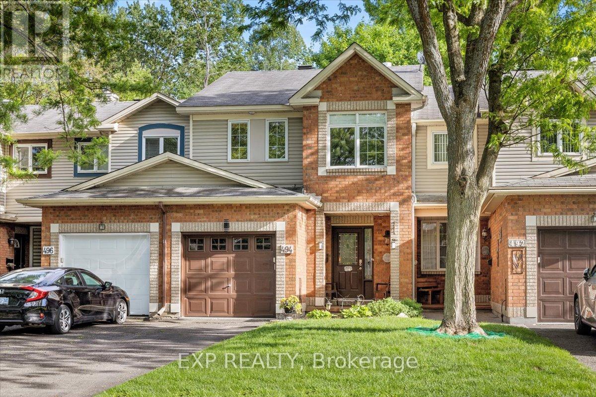 494 LAWLER CRESCENT - 1