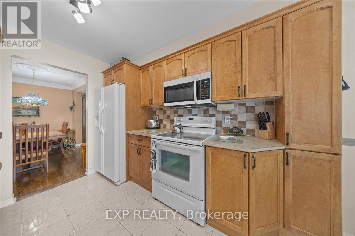 494 LAWLER CRESCENT - 15