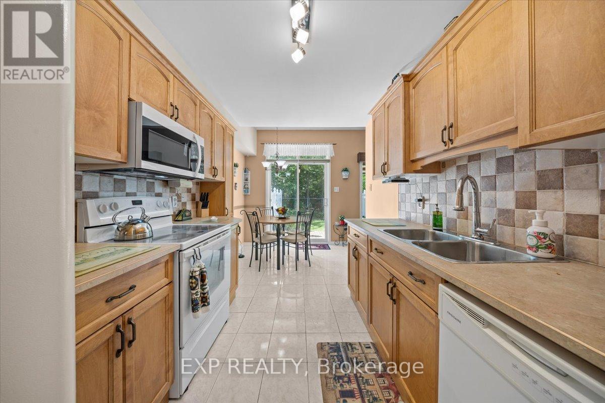 494 LAWLER CRESCENT - 16