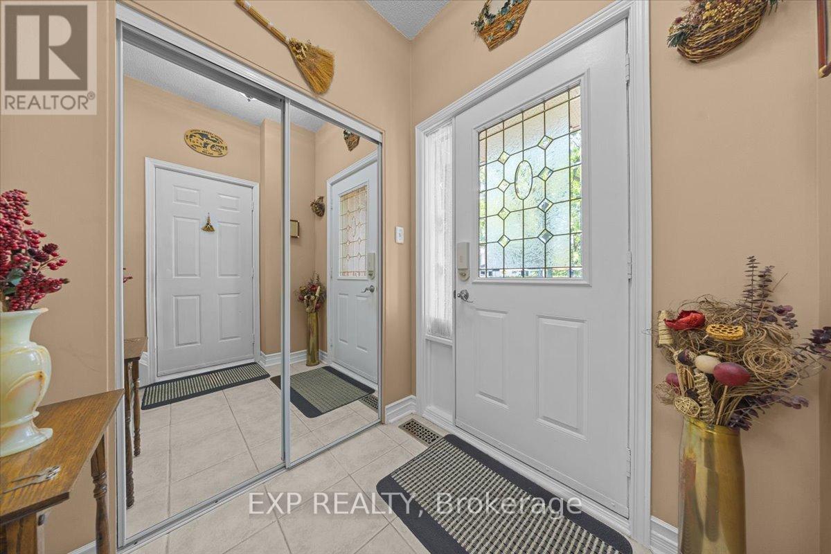 494 LAWLER CRESCENT - 3