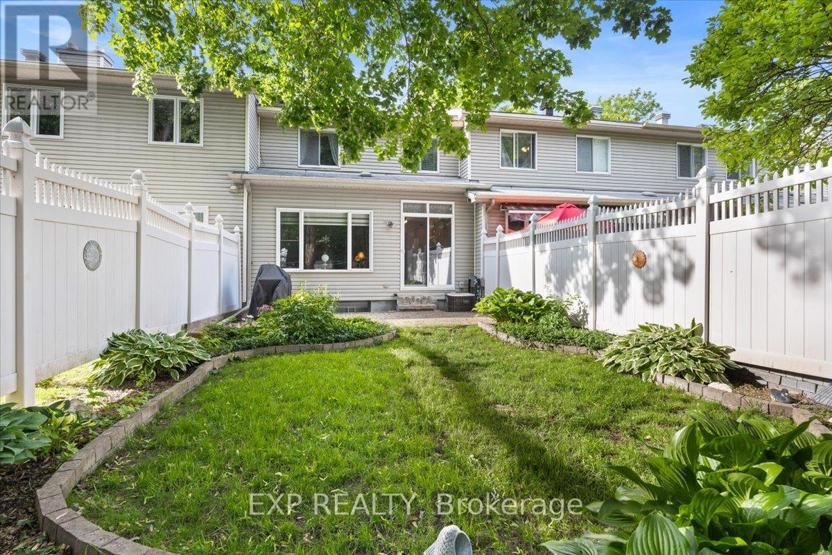 494 LAWLER CRESCENT - 35