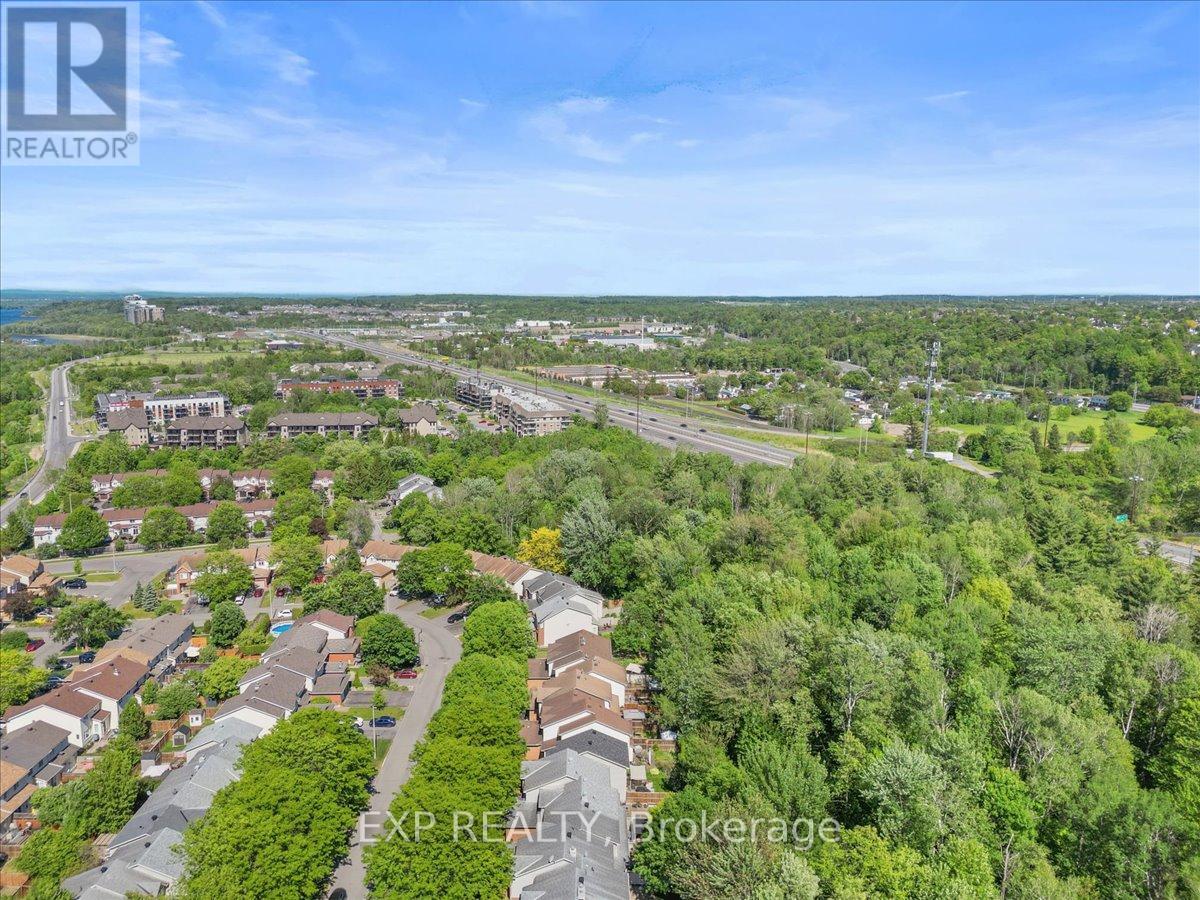 494 LAWLER CRESCENT - 39