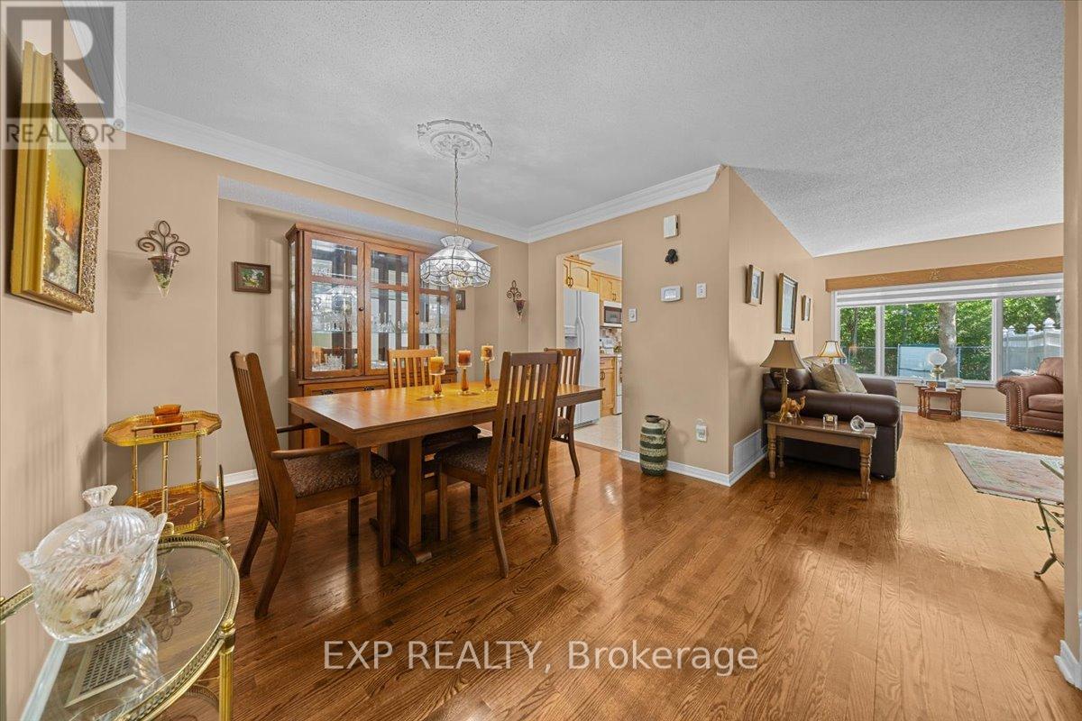 494 LAWLER CRESCENT - 5