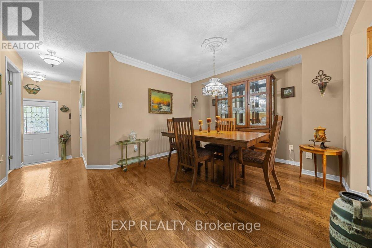 494 LAWLER CRESCENT - 6