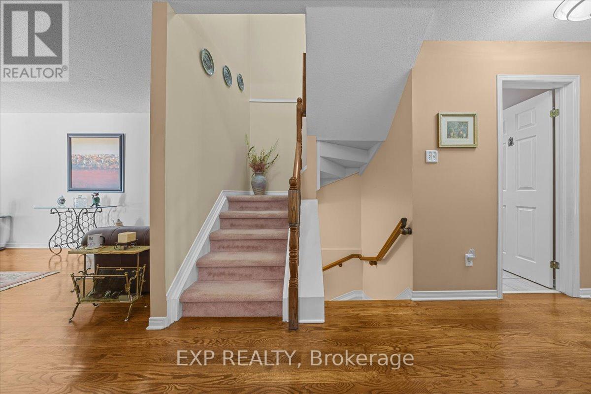494 LAWLER CRESCENT - 8