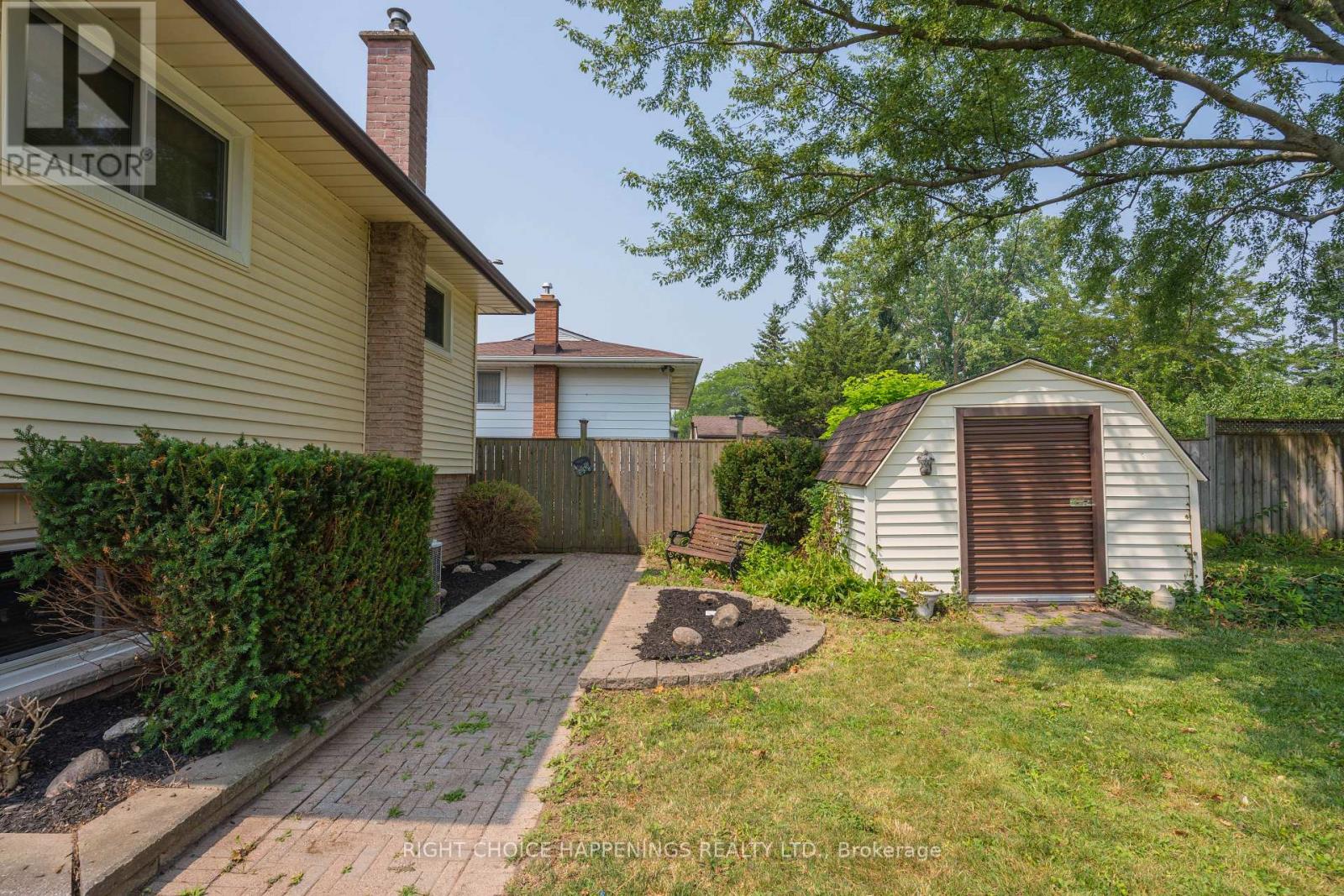4171 BROOKDALE DRIVE - 22