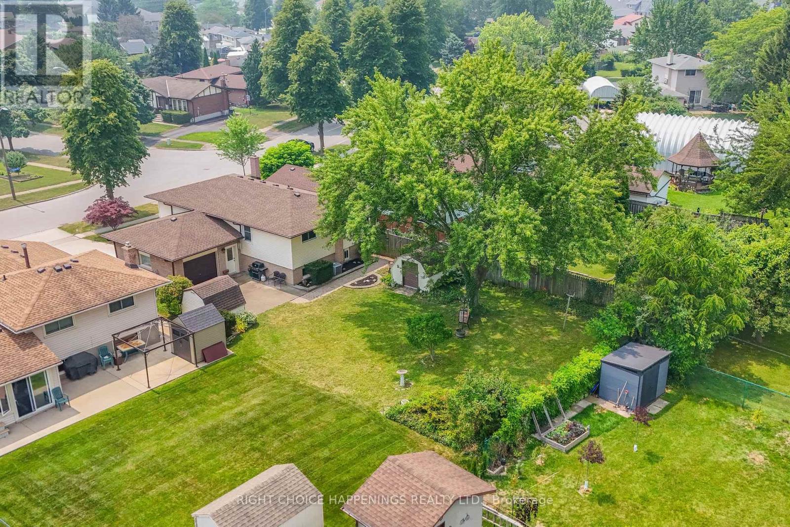 4171 BROOKDALE DRIVE - 27