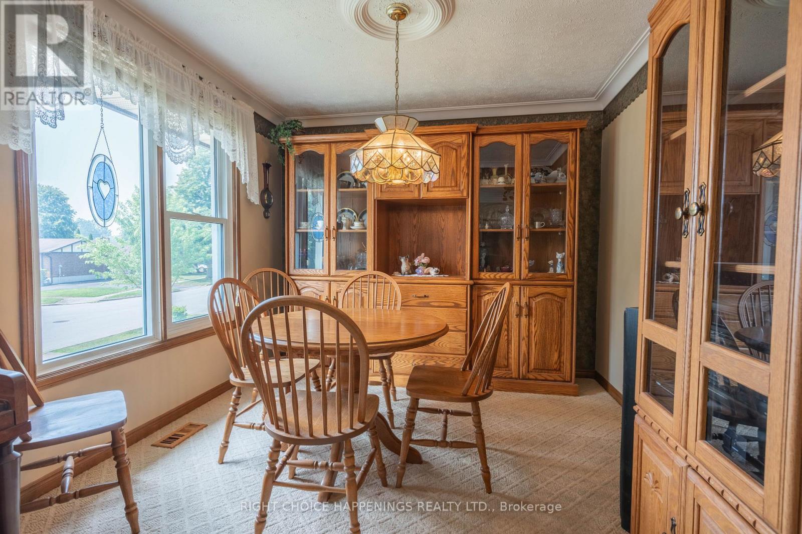 4171 BROOKDALE DRIVE - 9