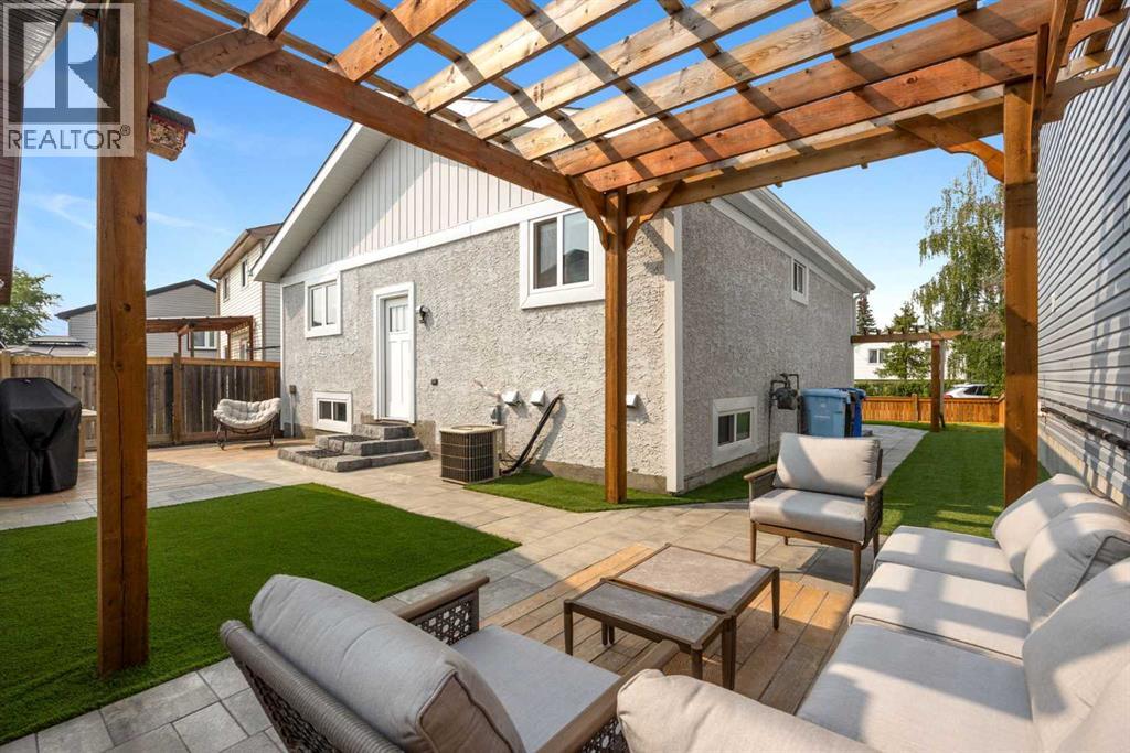 157 Bird Crescent, Fort McMurray