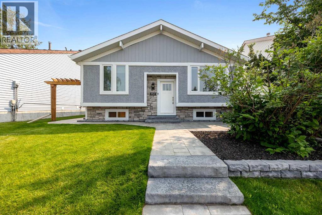 157 Bird Crescent, Fort McMurray