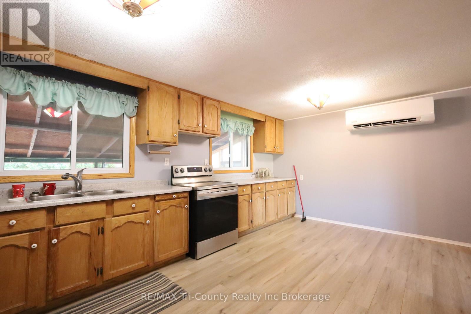 43 SOUTH STREET - 13