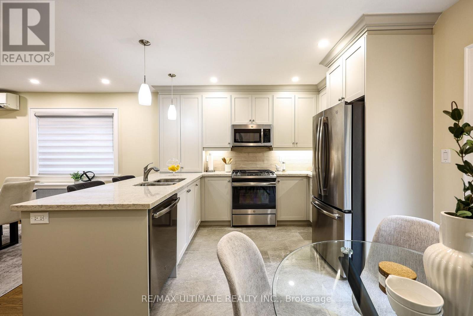 29 FALCON STREET - 21