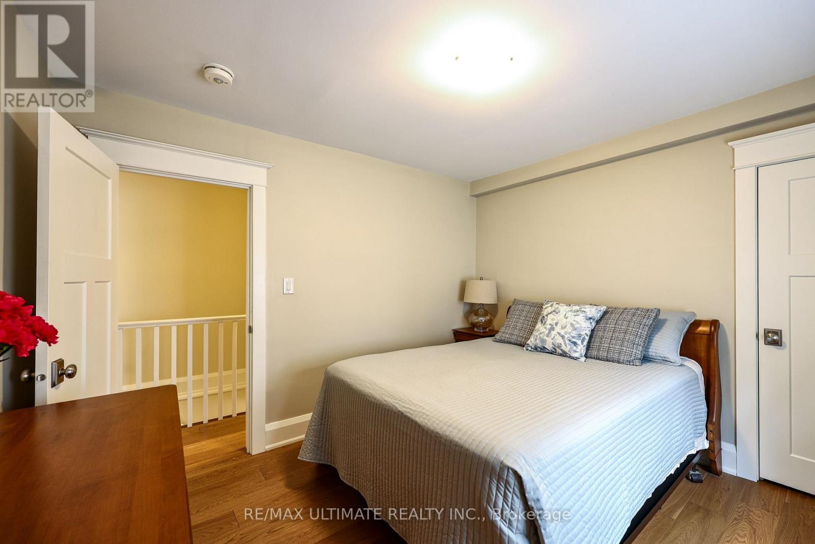 29 FALCON STREET - 33