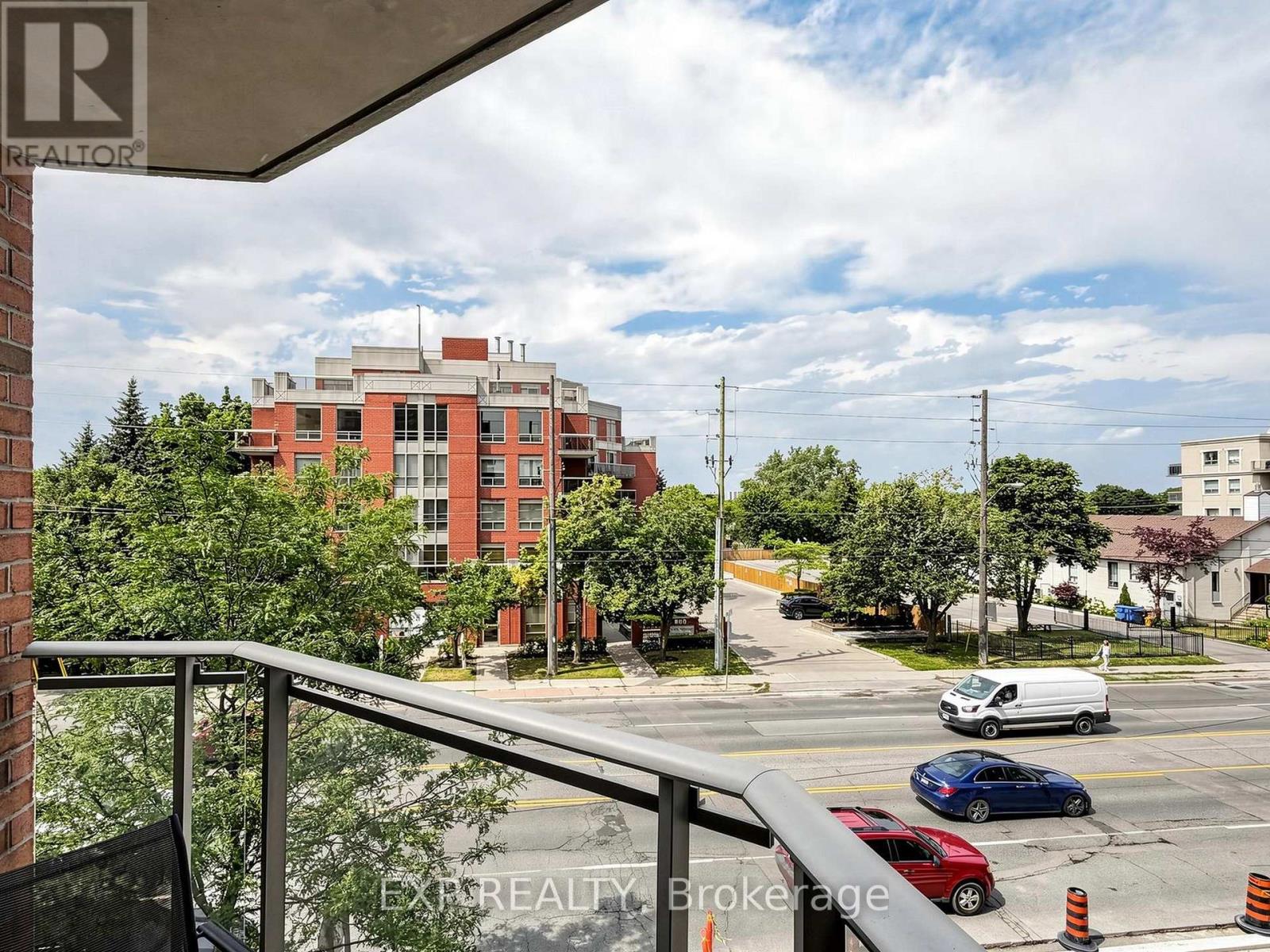 #302 801 SHEPPARD AVENUE W - 13