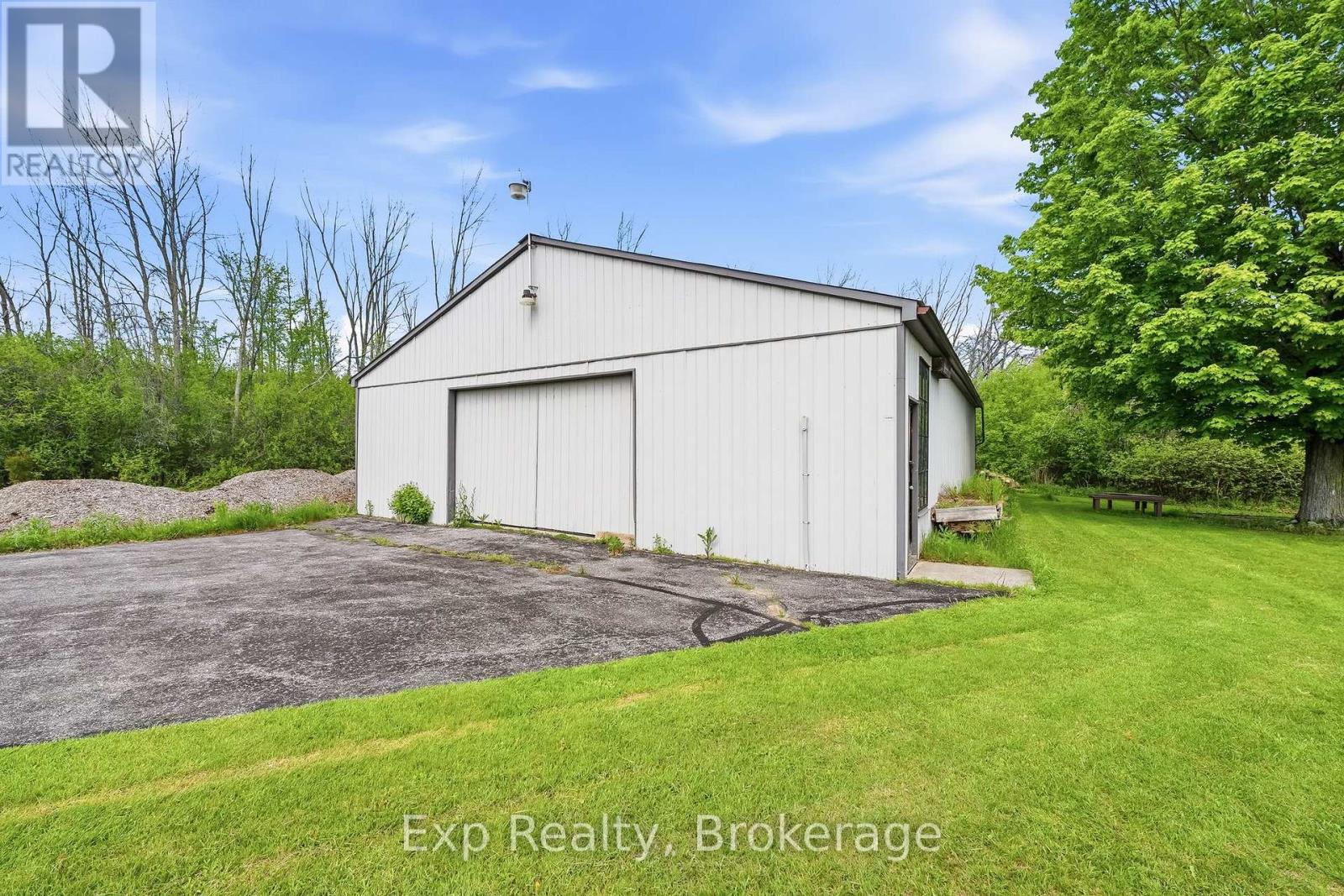 1497 PENTECOSTAL ROAD - 43