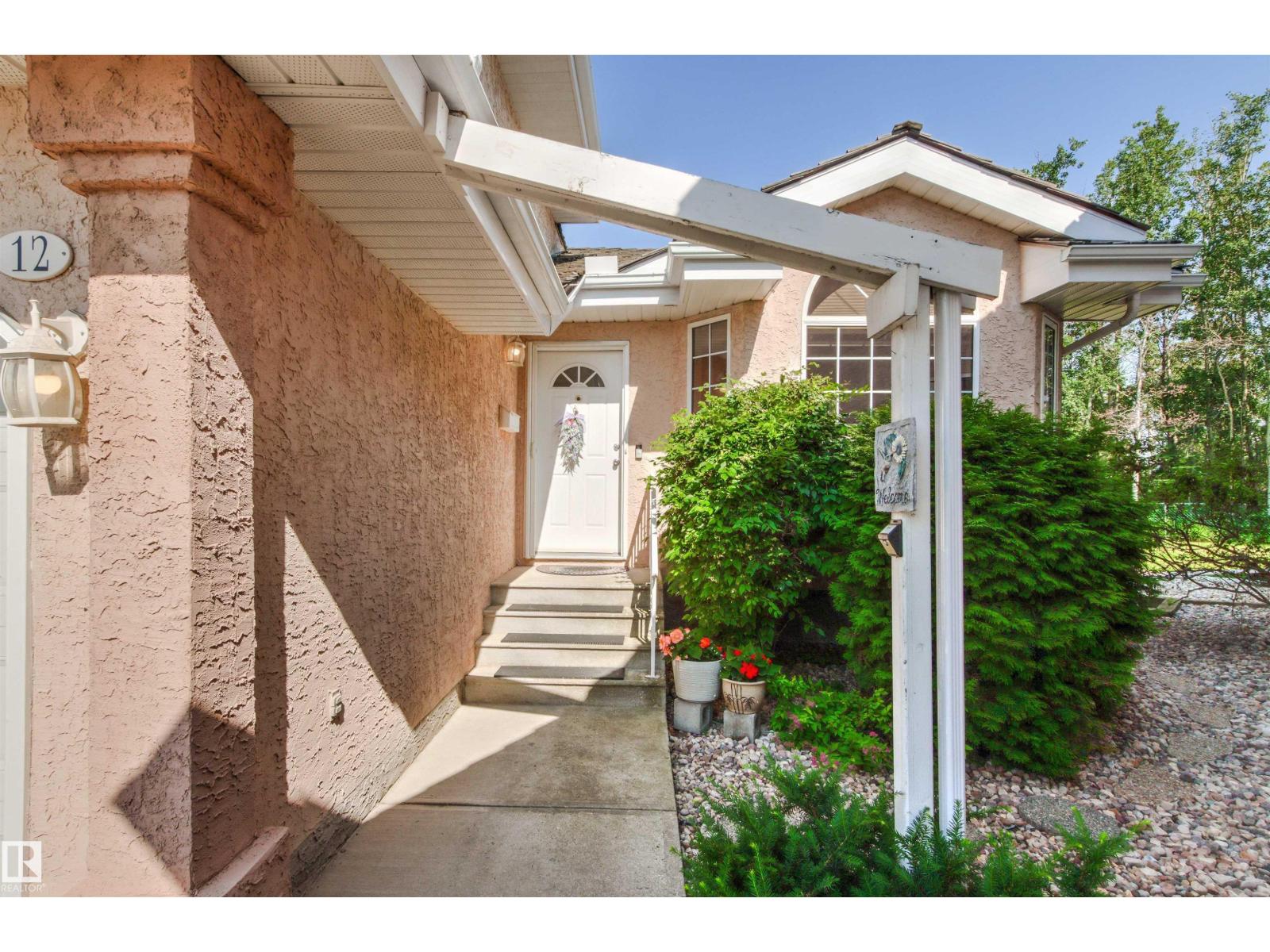 #12 64 BLACKBURN DR W SW, Blackburne, Edmonton photo 3