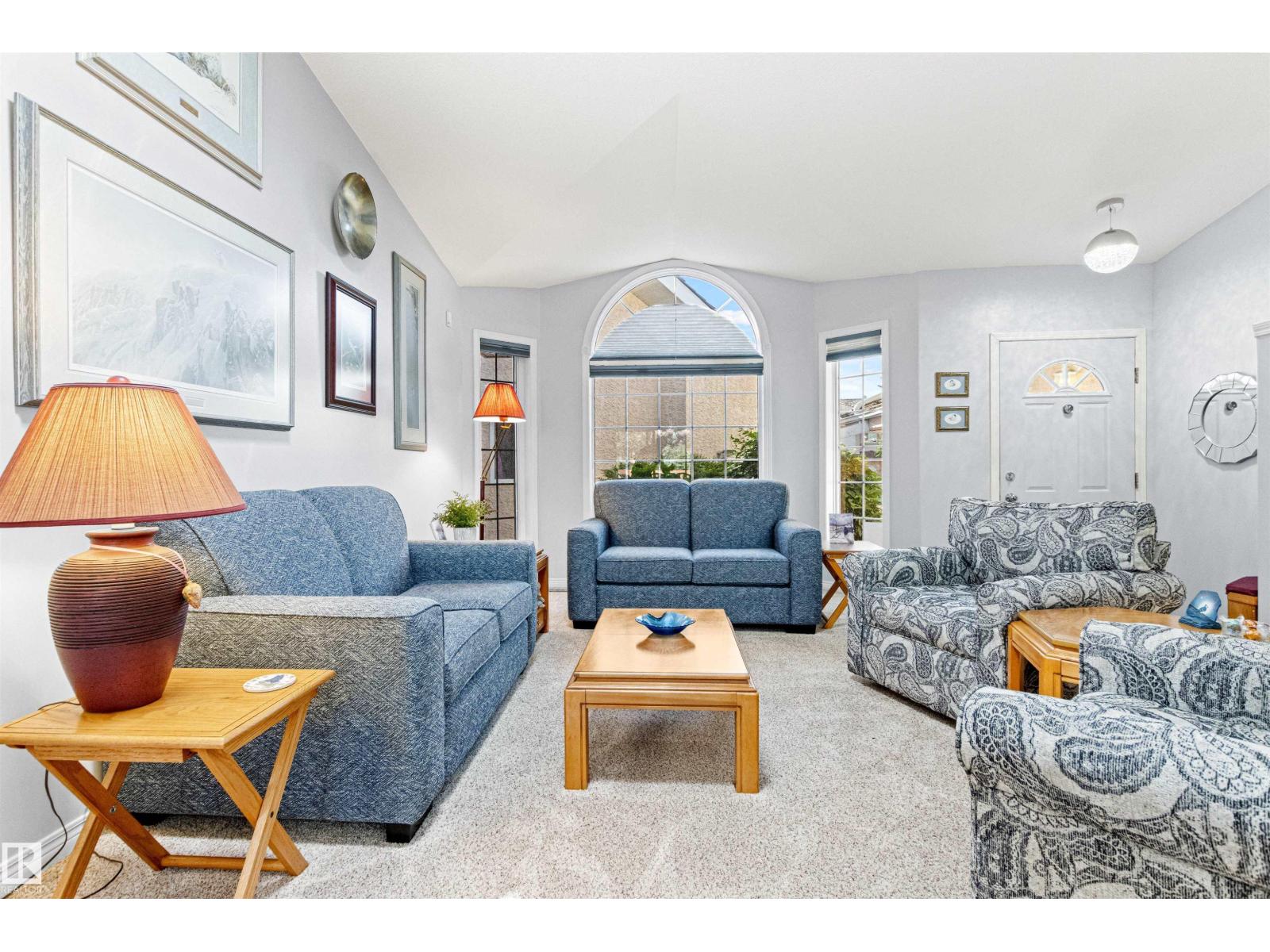 #12 64 BLACKBURN DR W SW - 5