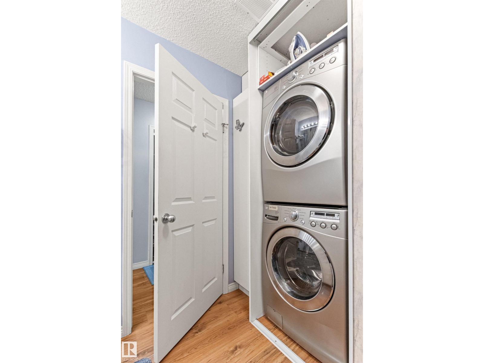 #12 64 BLACKBURN DR W SW - 33