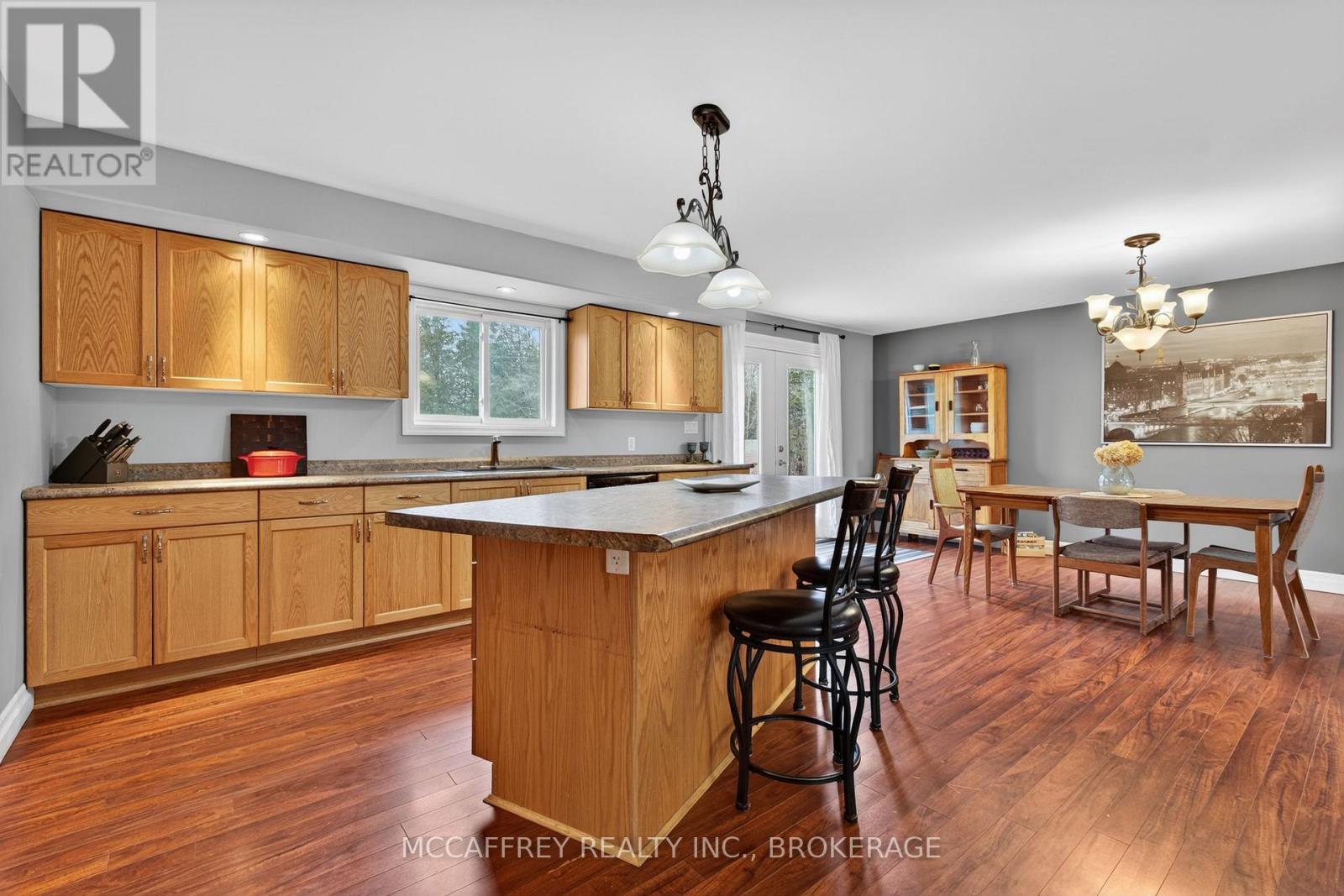 280 DENRIDGE ROAD - 16