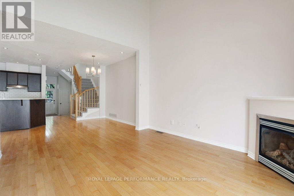 306 WAYMARK CRESCENT - 22