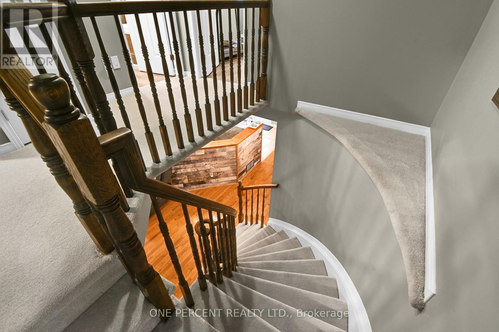 3 Bed, 3 Bath House for Sale in Ottawa – 2260 MONDAVI STREET, Ottawa – MLS# X13596398 - Image 13