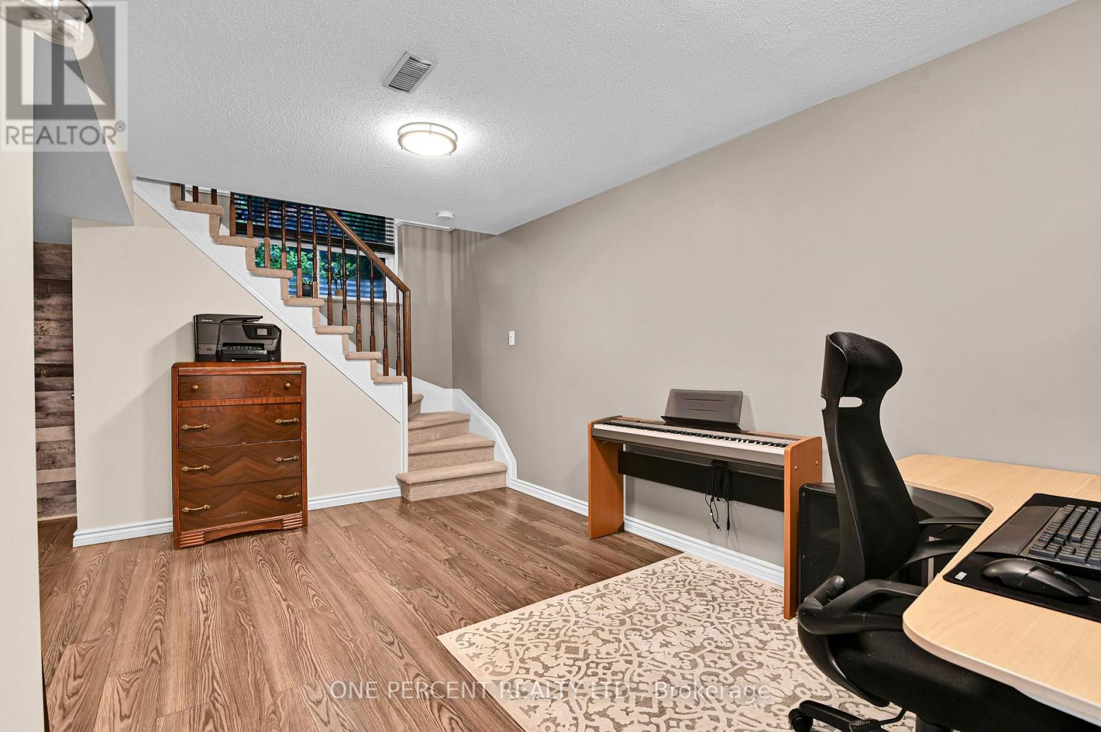 3 Bed, 3 Bath House for Sale in Ottawa – 2260 MONDAVI STREET, Ottawa – MLS# X13596398 - Image 25