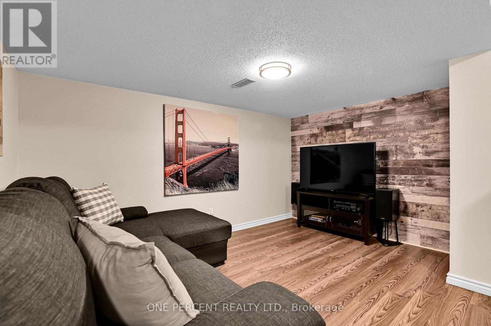 3 Bed, 3 Bath House for Sale in Ottawa – 2260 MONDAVI STREET, Ottawa – MLS# X13596398 - Image 26