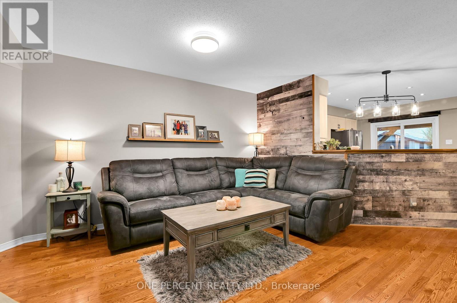 3 Bed, 3 Bath House for Sale in Ottawa – 2260 MONDAVI STREET, Ottawa – MLS# X13596398 - Image 6